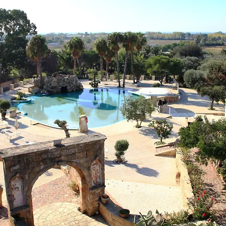 Eden Country אתר נופש 4*