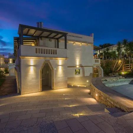 Eden Country Θέρετρο